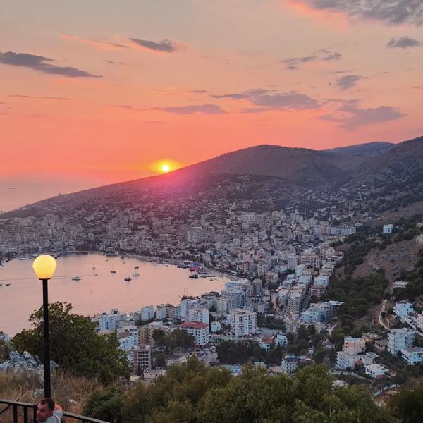 Commercial Property for Sale in the Heart of Saranda – Two-Level Shop on Skënderbeu Street