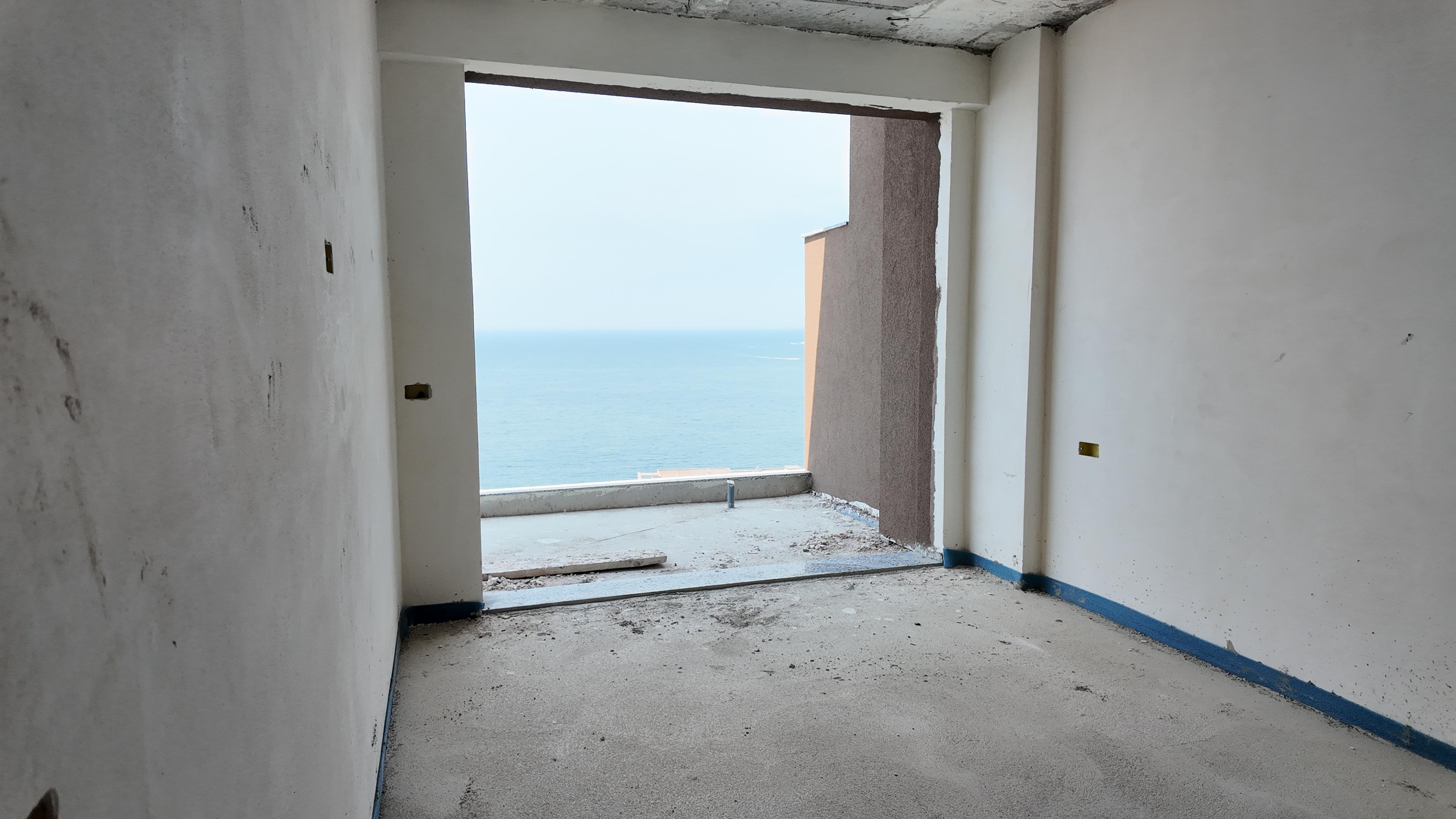 1-Bedroom Apartment with Sea View on Panorama Street – Peaceful Spot for Living or Investing