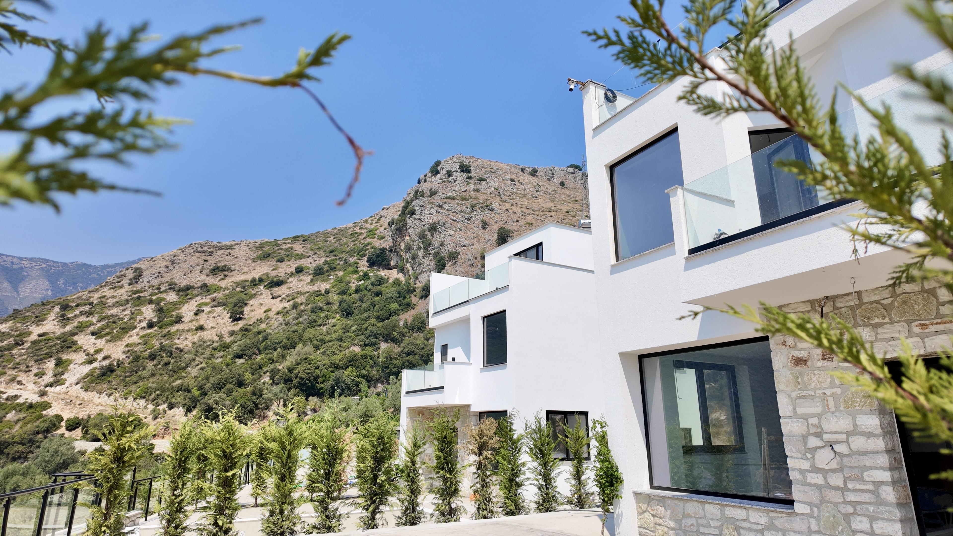 Luxury Villa 3&4 for Sale in Borsh, South Albania – High-End Design & Stunning Sea Views! 🌊✨
