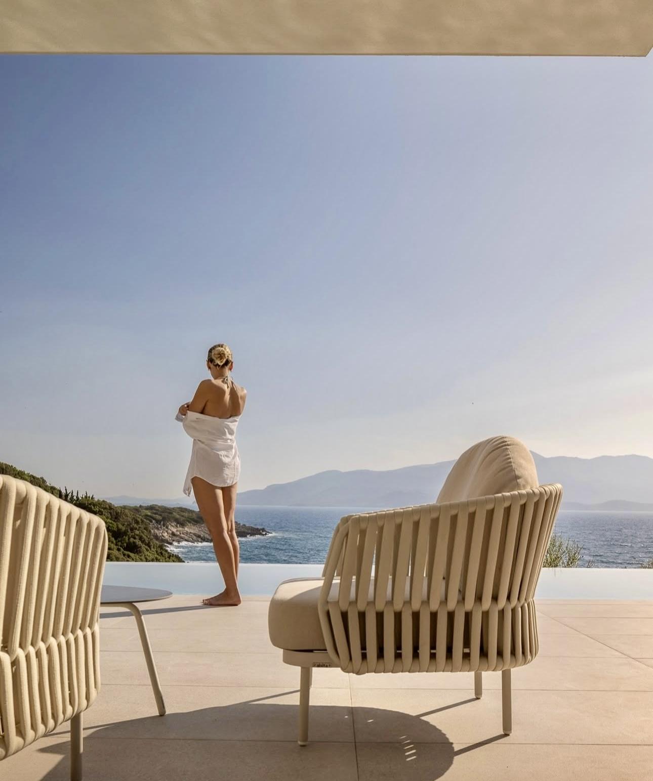 Day Trips from Saranda: Exploring Butrint, Blue Eye, and Gjirokastër