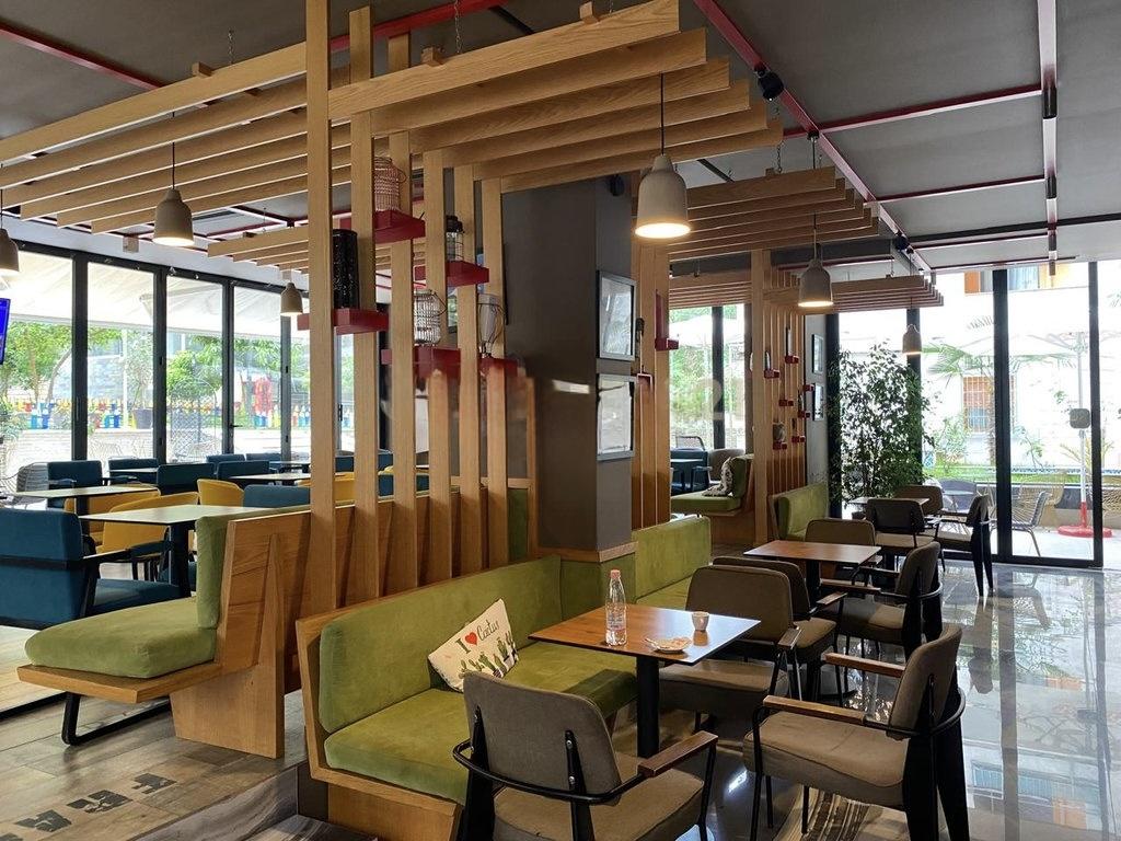 Commercial Bar-Café for Sale in Fresk, Tirana – Fully Furnished Business Space with Established Clientele
