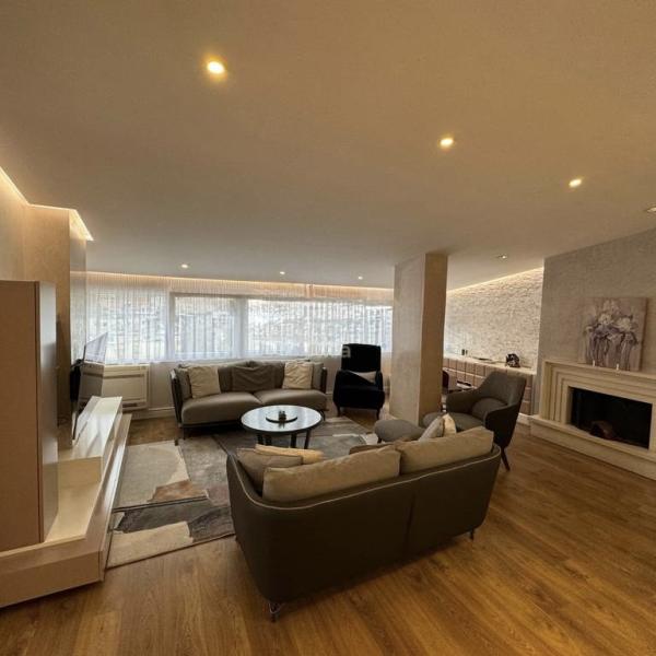 Luxury Penthouse for Sale in Fresk, Tirana – 184 m² with Panoramic Veranda and 2 Parking Spaces