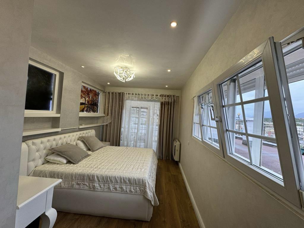 Luxury Penthouse for Sale in Fresk, Tirana – 184 m² with Panoramic Veranda and 2 Parking Spaces
