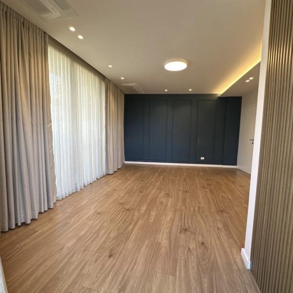 Office Space for Rent at Lake View Residence, Tirana – 106 m² with Parking Space