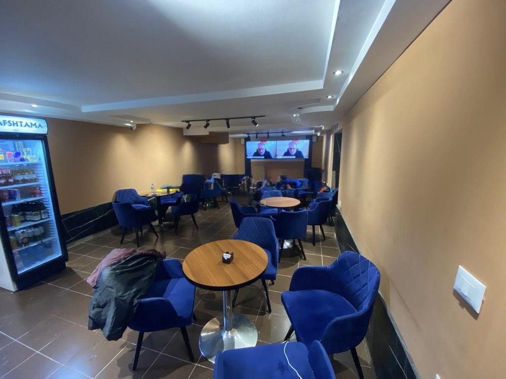 Business for Sale in Wilson Square, Tirana – 100 m² Entertainment Space with Favorable Lease Contract
