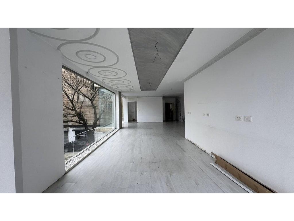 Commercial Space for Sale near 21 Dhjetori, Tirana – 71.5 m² Roadside Unit