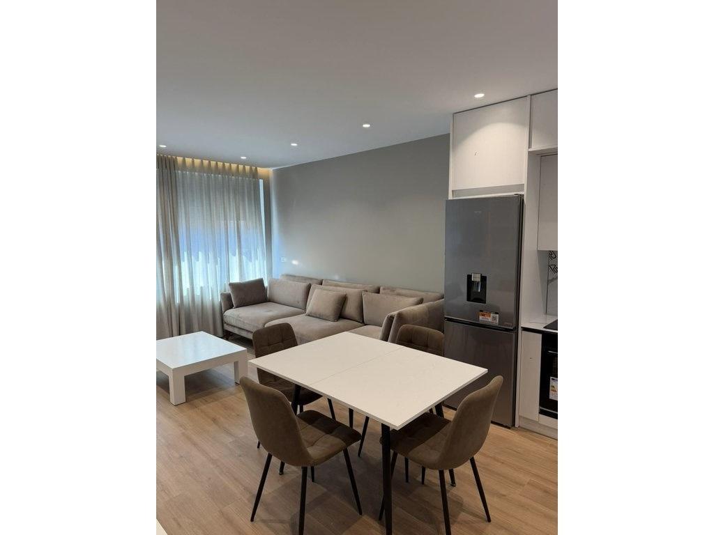 1-Bedroom Apartment for Sale in Xheluks Complex, Rruga e Elbasanit – 59 m² Furnished Apartment