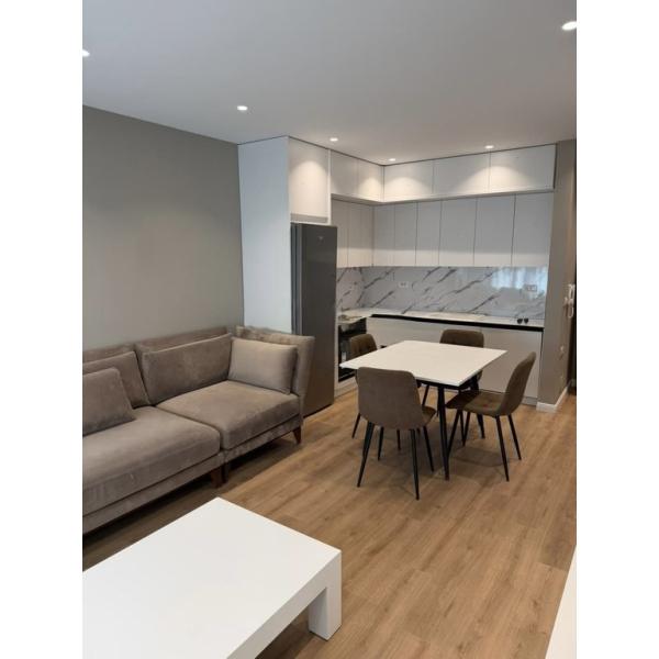 1-Bedroom Apartment for Sale in Xheluks Complex, Rruga e Elbasanit – 59 m² Furnished Apartment