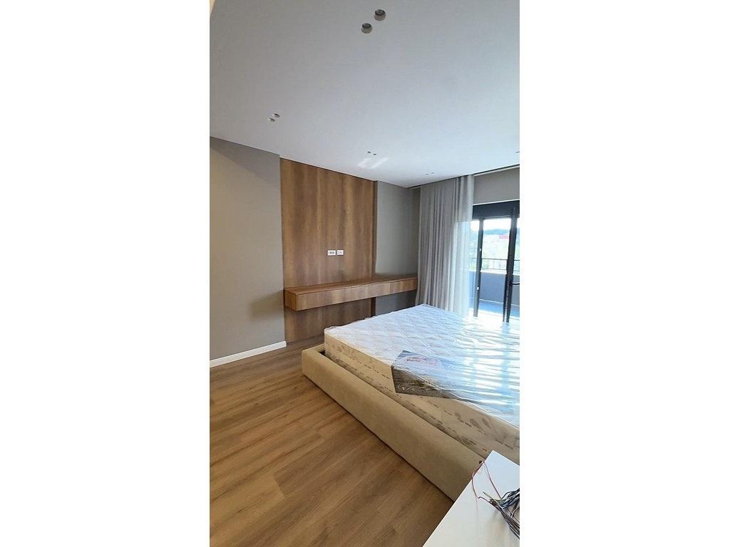 2-Bedroom Apartment for Sale in Xheluks Complex near Xibraku, Tirana – 122 m² with 2 Bathrooms