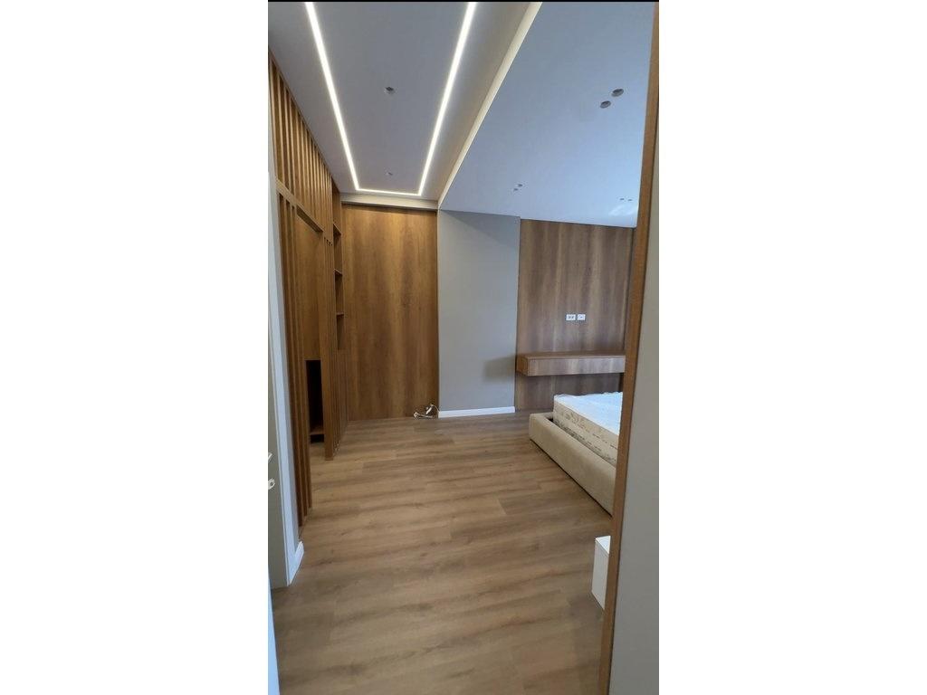 2-Bedroom Apartment for Sale in Xheluks Complex near Xibraku, Tirana – 122 m² with 2 Bathrooms