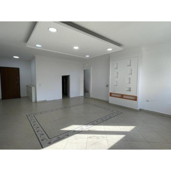 Office or Residential Space for Sale near Wilson Square, Tirana – 155 m² in a Prime Location
