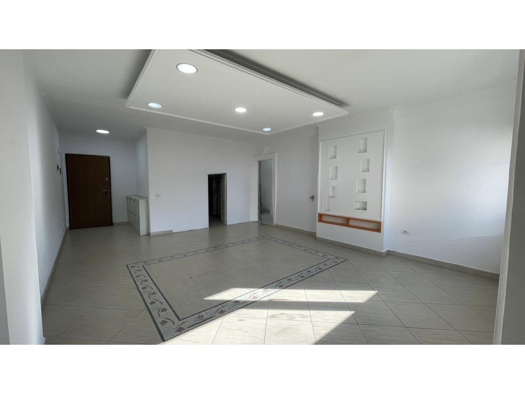 Office or Residential Space for Sale near Wilson Square, Tirana – 155 m² in a Prime Location