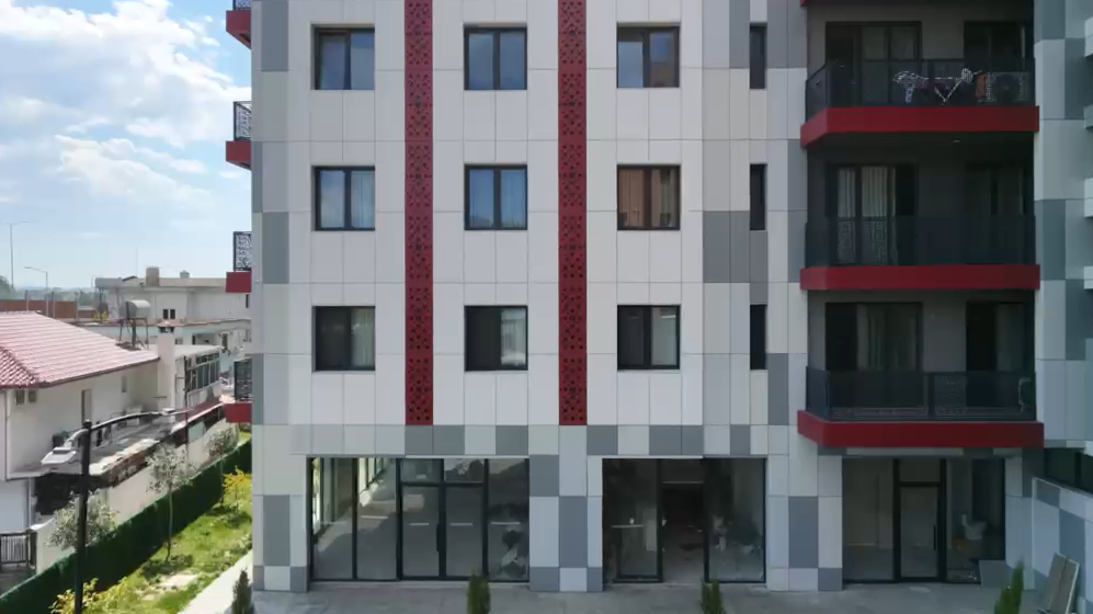 commercial for sale in Tiranë, Albania – photo 1