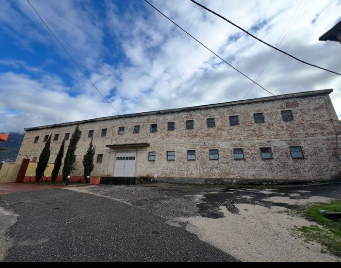 commercial for sale in Tiranë, Albania – photo 1