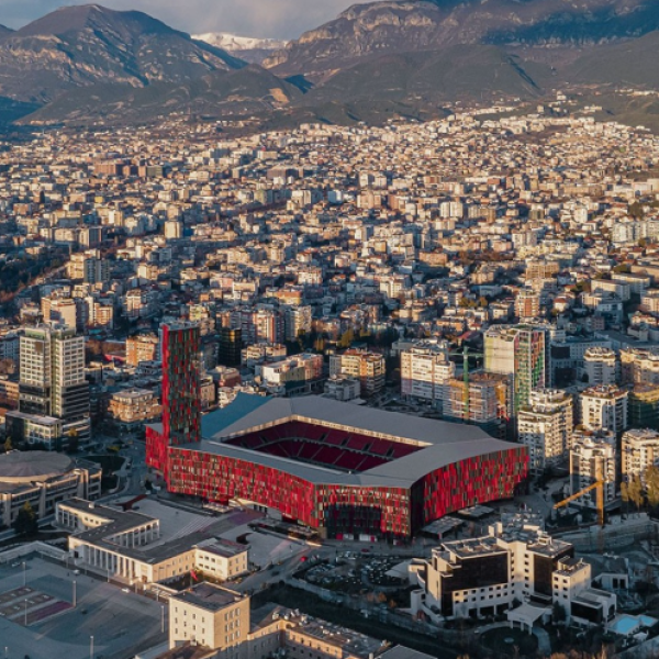Biuro do Wynajęcia przy Rruga e Elbasanit, Tirana | 150 m² | Parter