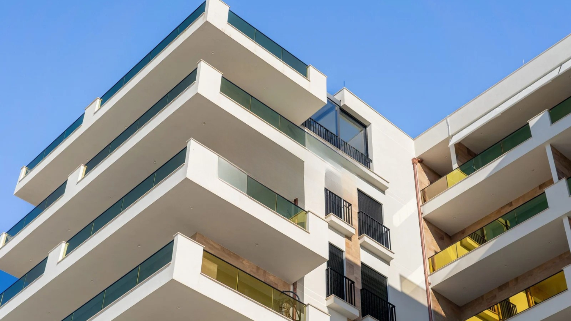 Luxury Sea View Penthouse for Sale in Saranda , South Albania – 203 m², 3 Bedrooms, Terrace, Private Beach Access