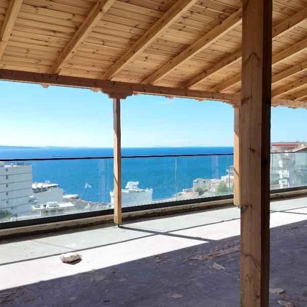 Seaview Penthouse for Sale in Saranda – Panorama Street, Steps from the Sea