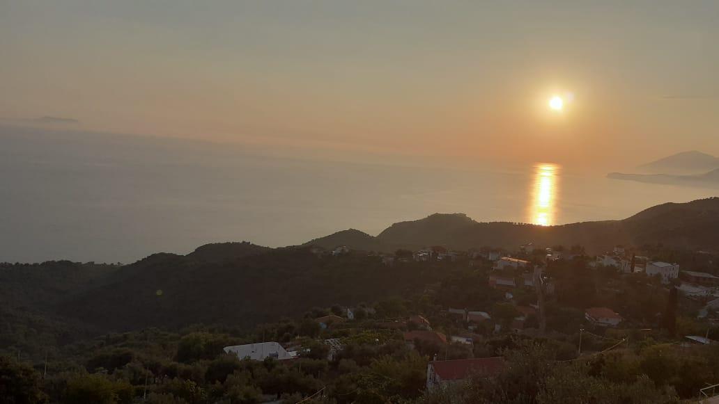 Seaview Apartment for Sale in Lukovë – Second Floor Property with Open Coastal Outlook