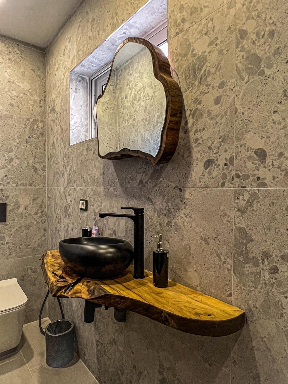 Three Apartments for Sale in Saranda – Property Near the Sea Suitable for Airbnb Investment