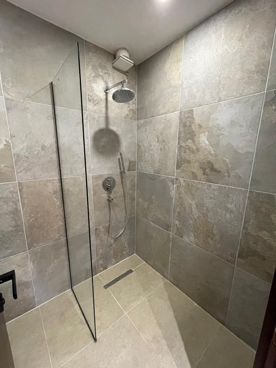 Three Apartments for Sale in Saranda – Property Near the Sea Suitable for Airbnb Investment