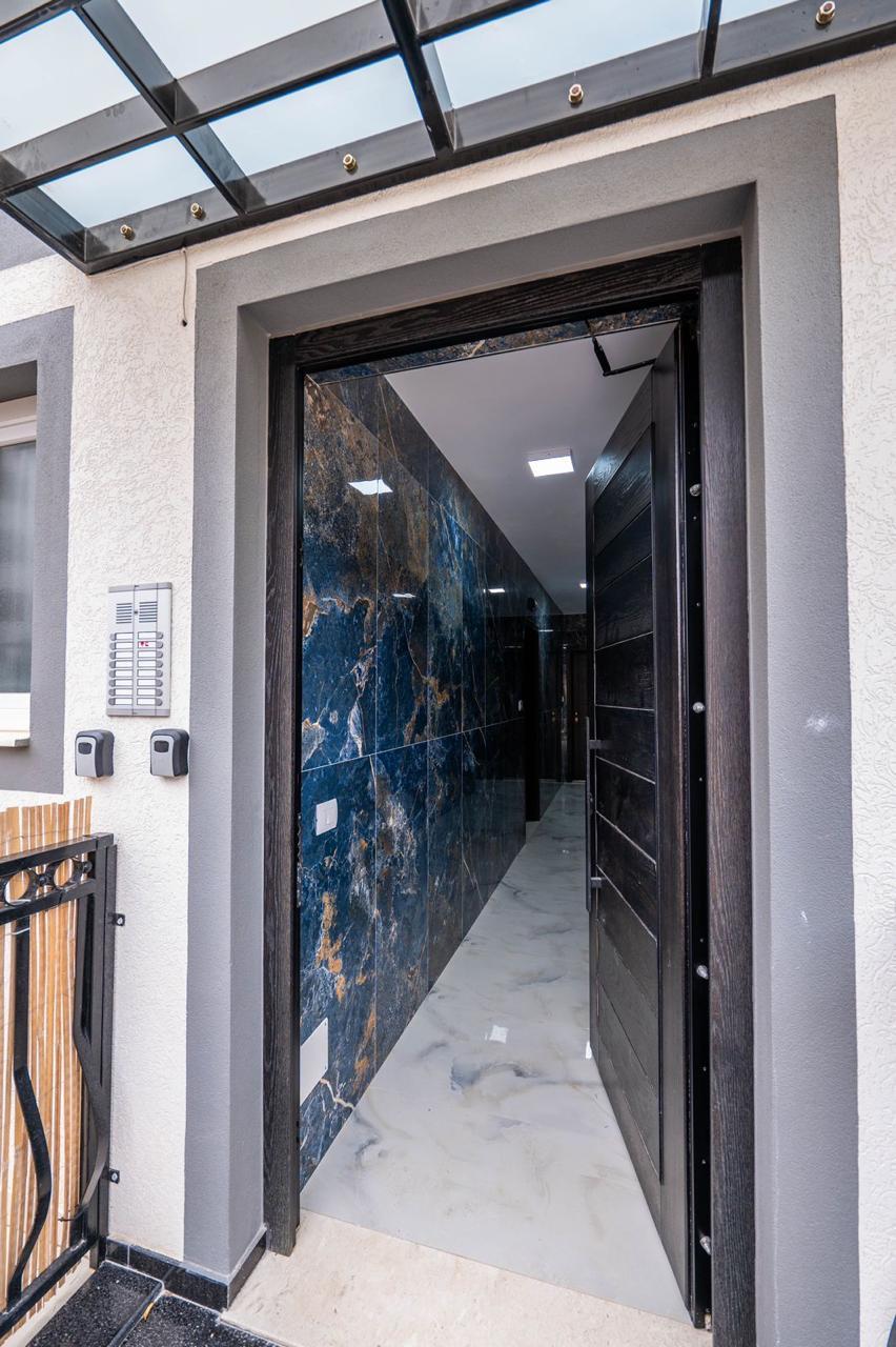 Apartment Property for Sale in Saranda – 1+1 on Butrinti Road