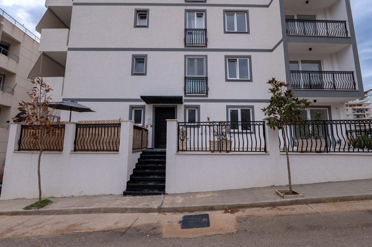 Apartment Property for Sale in Saranda – 1+1 on Butrinti Road